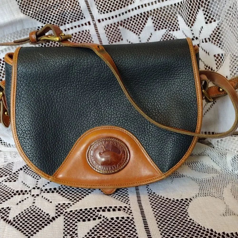 Vintage Dooney and Bourke bag